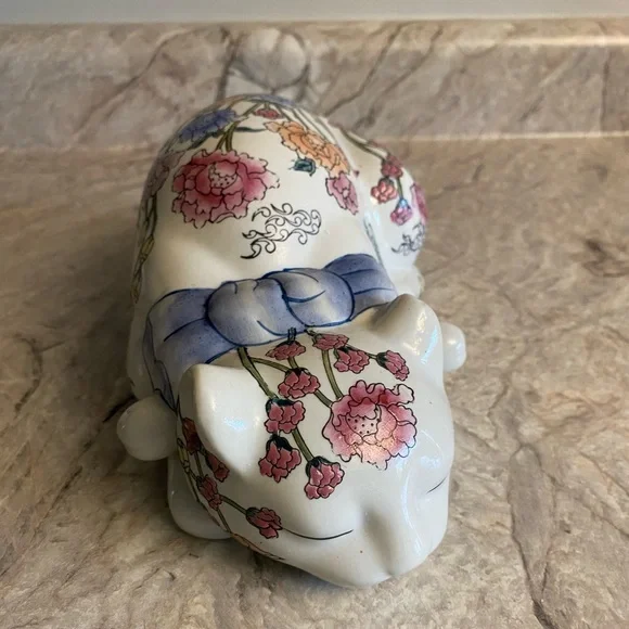 Vintage WBI Chinese Floral Ceramic Figurine Hand-Painted Sleeping Cat Oriental - Picture 3 of 10